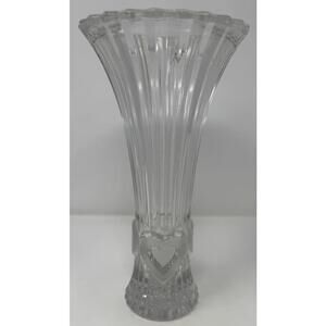 Clear Glass Crystal Decorative Vase with Frosted Hearts Ribbed Sides 10"